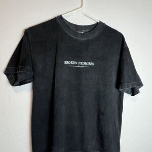 Broken Promises A Guide To Roses T-Shirt Size Small